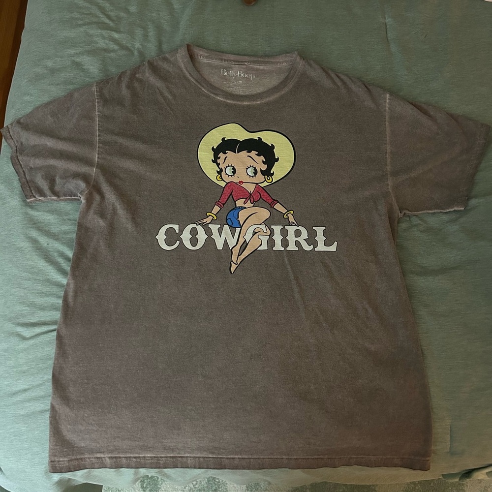 Betty Boop cowgirl graphic tee